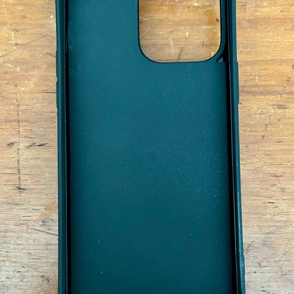 Libra Black Leather Case iPhone 15 RIFD - Picture 7 of 8